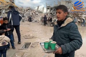 Warga Gaza Saat Kembali ke Lingkungannya, Ada yang Jualan Kopi atau Jadi Tukang Cukur